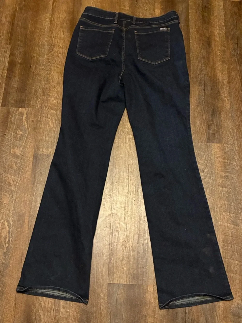 Eddie Bauer Women’s 14 Curvy Bootcut Jeans Dark Wash Stretch Denim